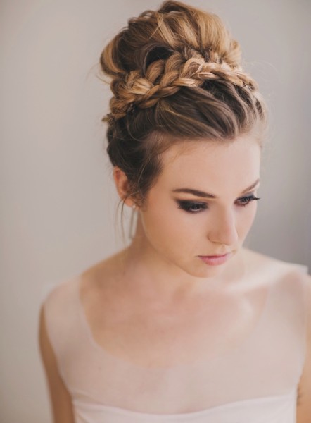 Coiffures pour cheveux longs pour tous les jours. Belles coupes de cheveux à la mode, frange, décontracté, soirée, simple, photo