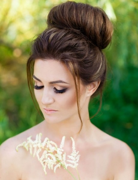 Coiffures pour cheveux longs pour tous les jours. Belles coupes de cheveux à la mode, frange, décontracté, soirée, simple, photo