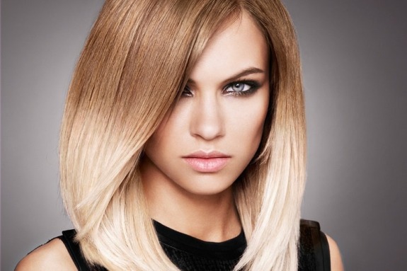 Coupe de cheveux Long bob pour les cheveux foncés, clairs et rouges - vues avant et arrière. Le schéma et la technique des coupes de cheveux avec une frange oblique et droite, sans frange. Une photo