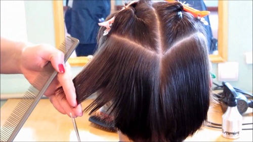 Coupe de cheveux Sesson pour cheveux moyens. Photo 2020, vues avant et arrière, avec une frange. À quoi ça ressemble, comment couper