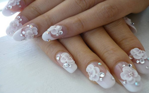 Les millors idees de manicura de casament per a la núvia. Tendències de moda, disseny amb fotos per a ungles curtes, llargues, esteses, de gel, franceses