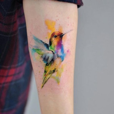 Tatouage d'oiseau - ce qui signifie pour les filles tatouages ​​d'aigle, de faucon, de colombe, d'hirondelle, de hibou, de volée d'oiseaux. Photos et croquis