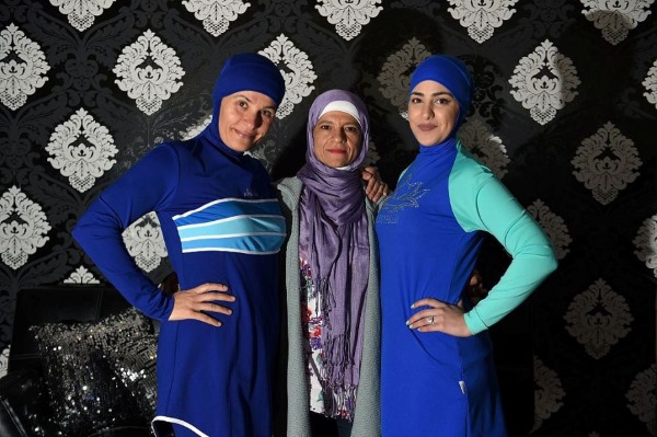 Banyador musulmà burkini. Models, fotos, preus, on comprar a Moscou, Makhachkala, Sant Petersburg, Kazan