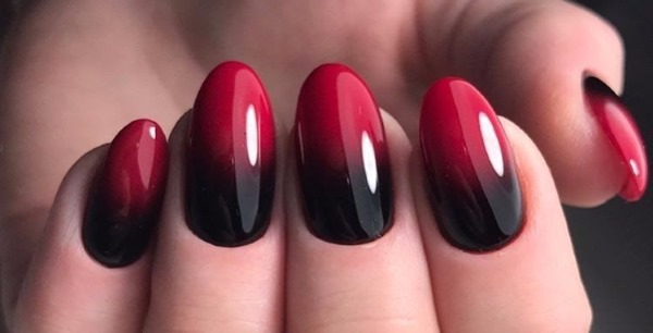 Esmalt de gel monocrom en manicura. Notícies de moda de fotos 2020