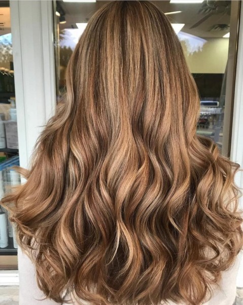 Café de couleur de cheveux avec du lait. Photos avant et après, qui convient, techniques de coloration