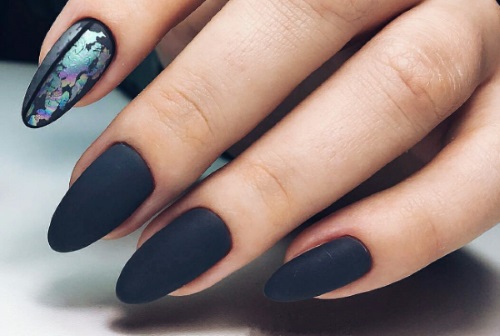 Belle manucure. Photo des plus chics sur les ongles ovales, carrés, courts et longs