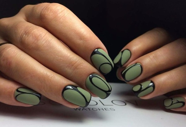 Manicura en tons verds. Foto poliment de gel per a ungles llargues i curtes. Articles nous