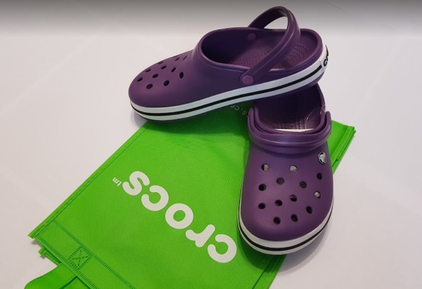 Sabates Crocs (Crocs). Reixeta dimensional per a nens, homes, dones: botes, sabatilles esportives, sandàlies, botes