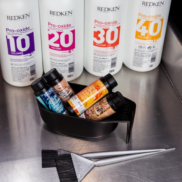 Tint de cabell Redken (Redken). Paleta de colors, fotos, ressenyes